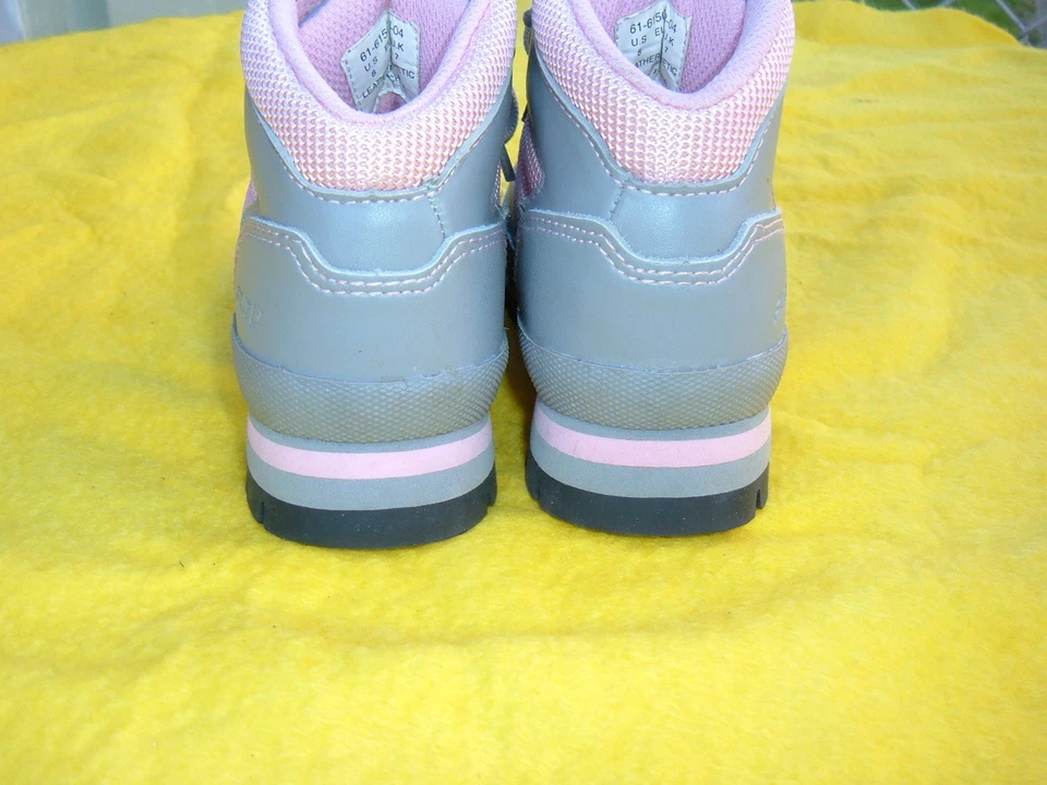 FUBU Child/ Youth ANKLE BOOTS size U.S. 8, EUR 25, U.K. 7  Pink/Grey (EUC) - Image 3 of 4