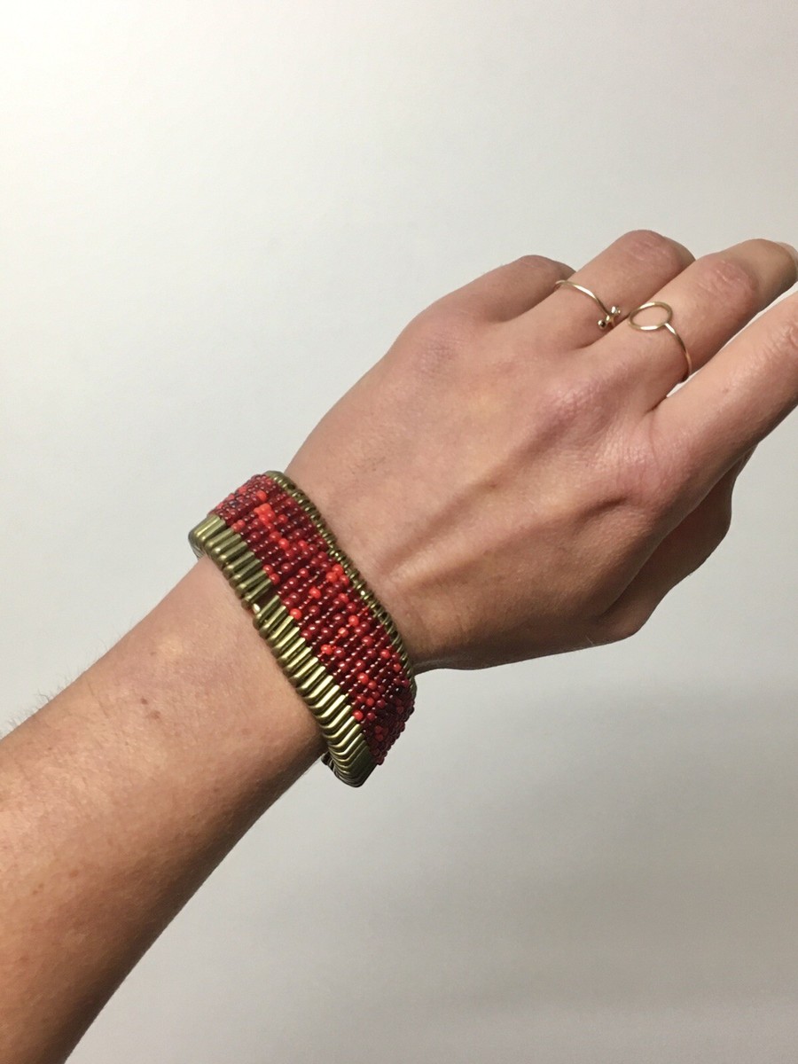 Bracelet Vintage En Laiton Et Perles De Rocaille Rouge - Bijou D'occasion, Style Rétro