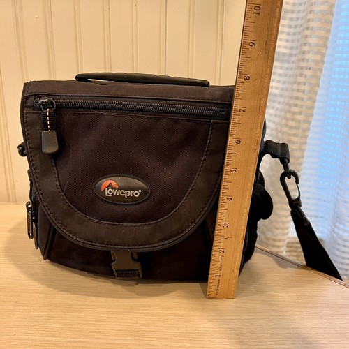 Lowepro Nova 1 AW Camera Bag Black Storage Case - Picture 6 of 12
