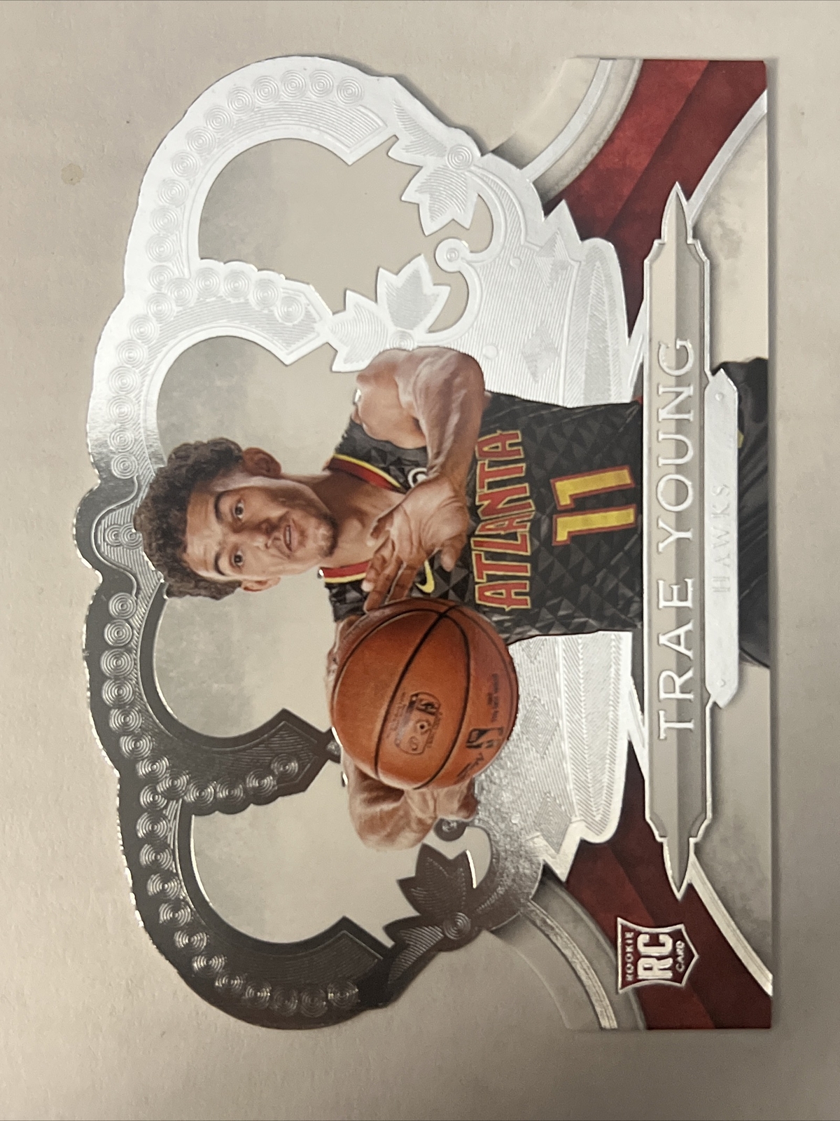 Trae Young 2018-19 Panini Crown Royale Die-Cut Rookie