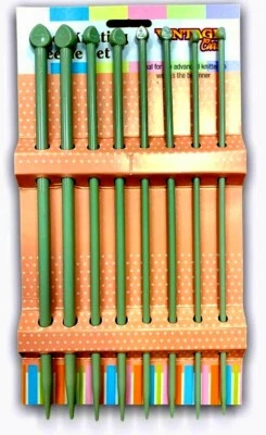 8pcs Quality Plastic Knitting Needles Craft Set 25cm x 4mm - 5mm - 6mm - 8mm NEW - Image 1 of 3