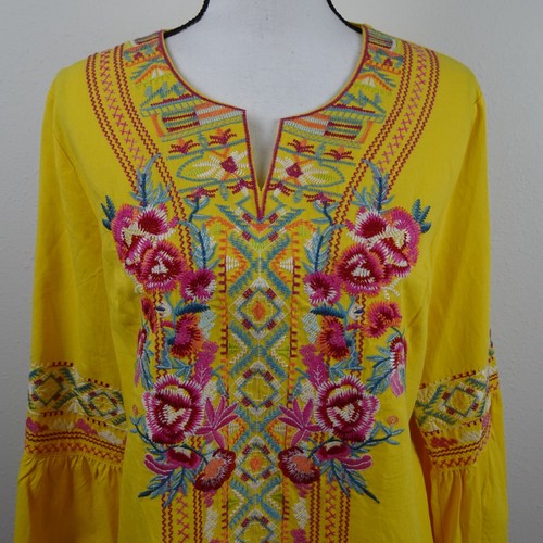 Calessa Embroidered Tunic Top Women's Size M Yellow Loose Fit V-Neck - Picture 2 of 8