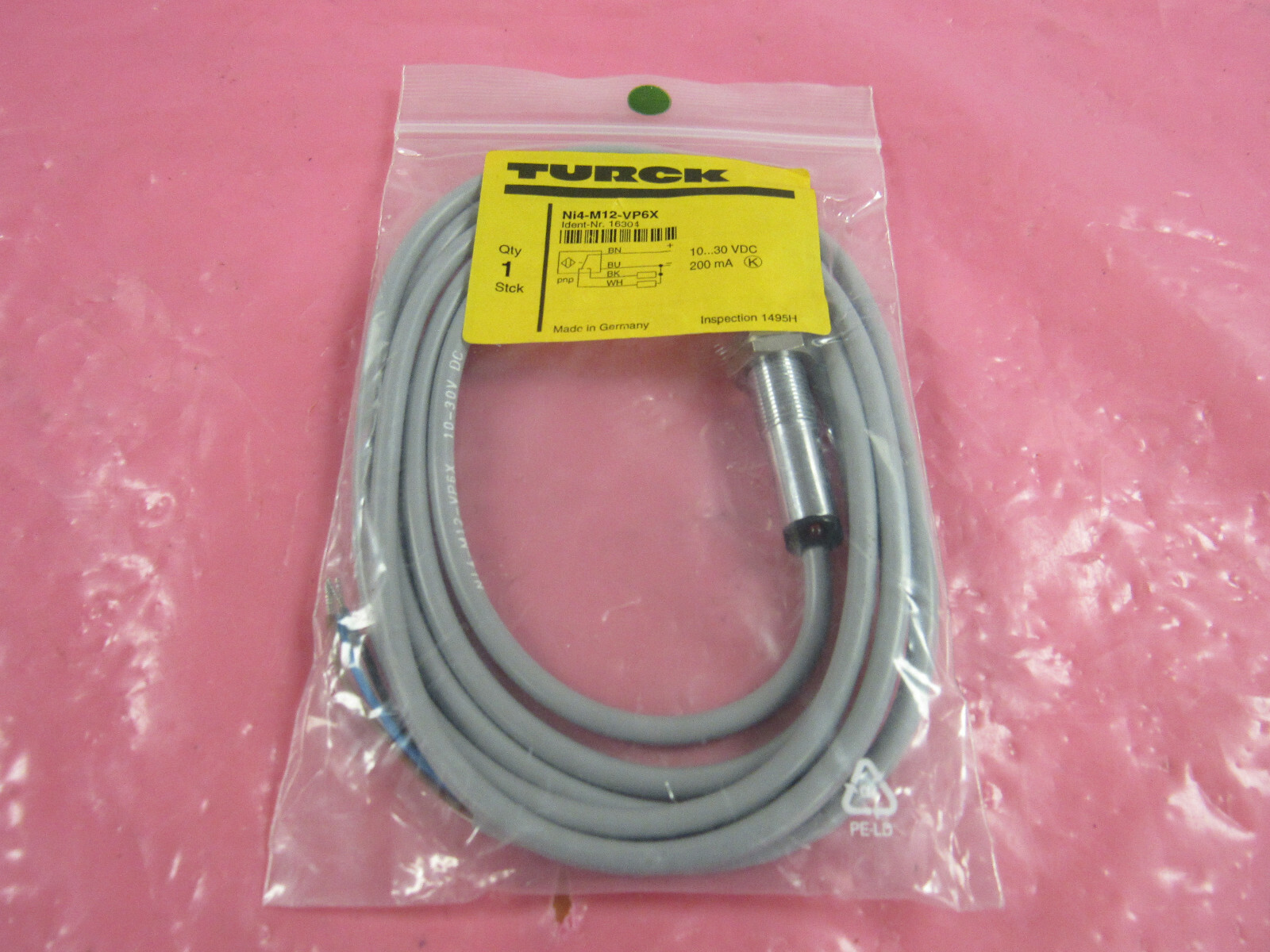 TURCK NI4-M12-VP6X NI4M12VP6X INDUCTIVE PROXIMITY SENSOR 10-30VDC 200MA *NIB*