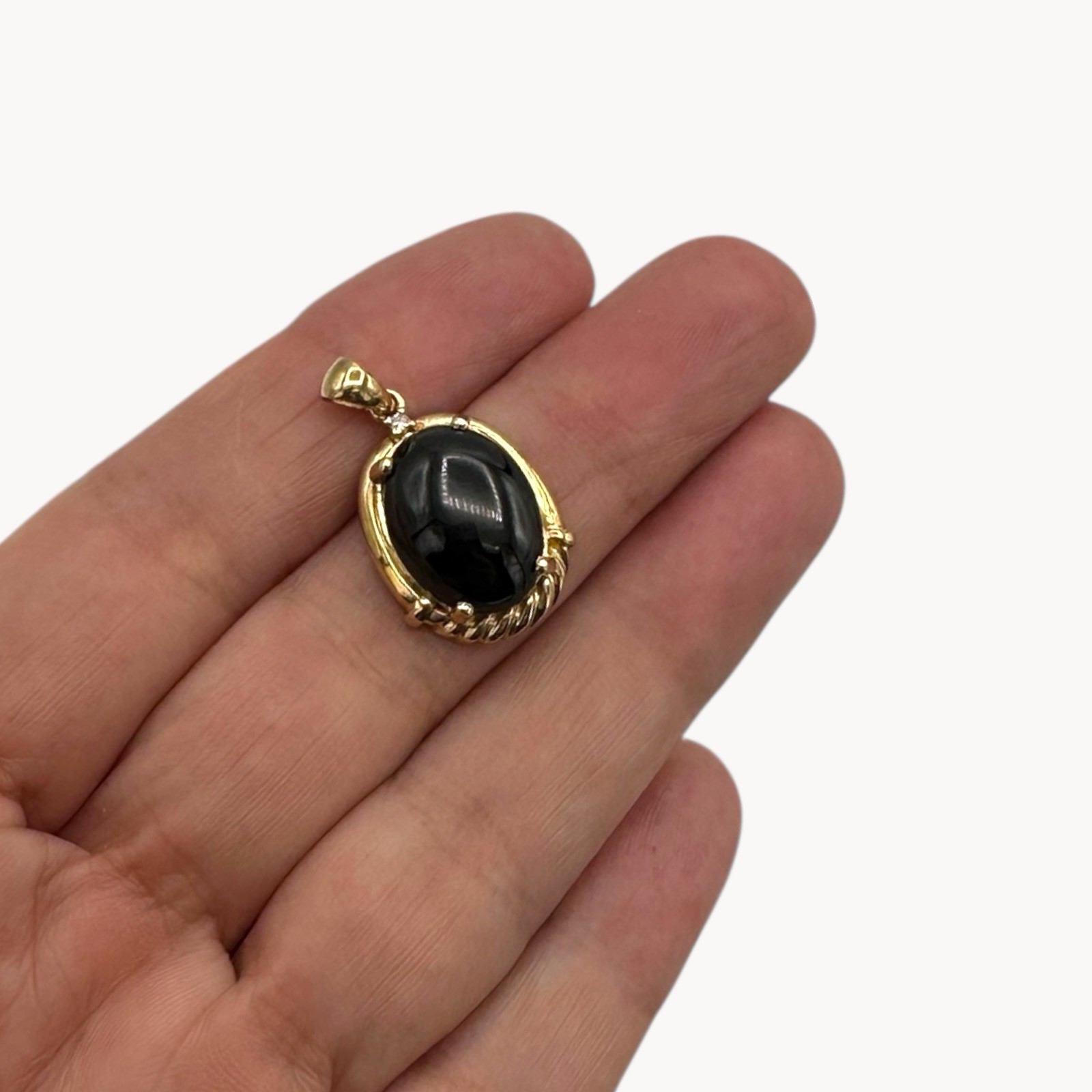 Vintage 14K Gold Black Onyx Oval Pendant Diamond Accent Charm