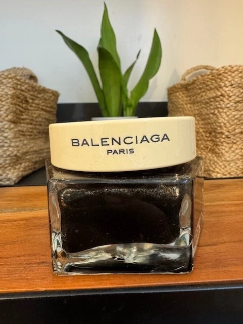 Balenciaga Paris exfoliante corporal negro frasco de 5 FL oz - hecho en Mónaco ABIERTO Foto 4 de 4