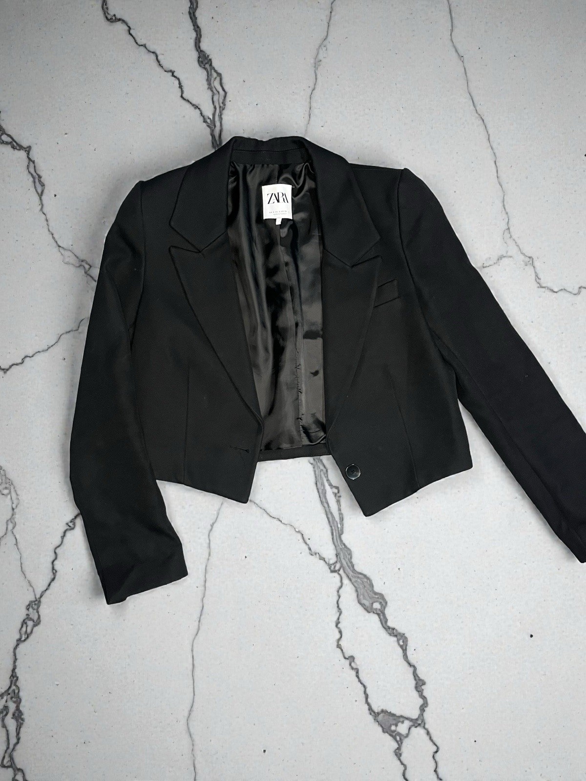 Zara Black Cropped Blazer Size S