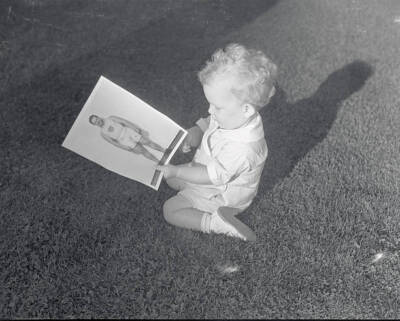 Charlie Paddock's Son Admiring Picture - Paddy fifteen-month-old s - Old Photo
