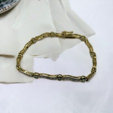 GOLD TONED FANCY STYLE CHAIN LINKED BRACELET 8  Sparkle Stones