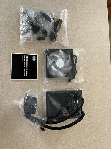 Cooler Master MasterLiquid ML120L RGB 120mm Processor Liquid Cooler - Photo 5/5