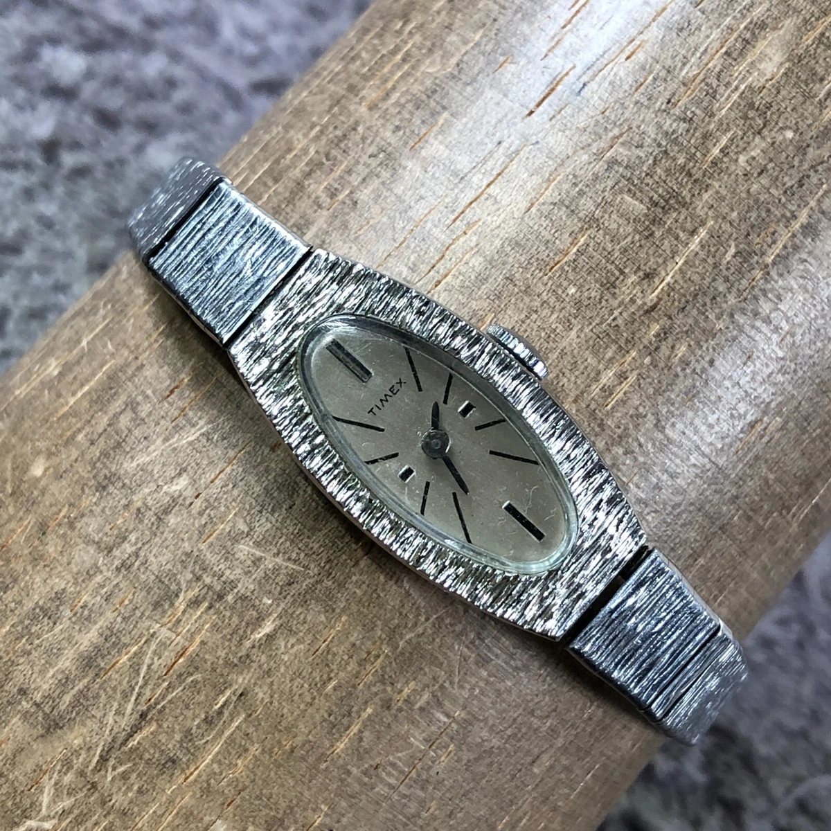 Timex Oval Wristwatches for Women for sale | eBay display picture 3
