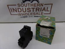 Phoenix Contact TMC 2 F1 120 5.0A Thermomagnetic 2Pole Circuit Breaker