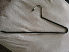 Hosenbügel Metall mit Gummibeschichtung Schwarz - 20 Stück imSet