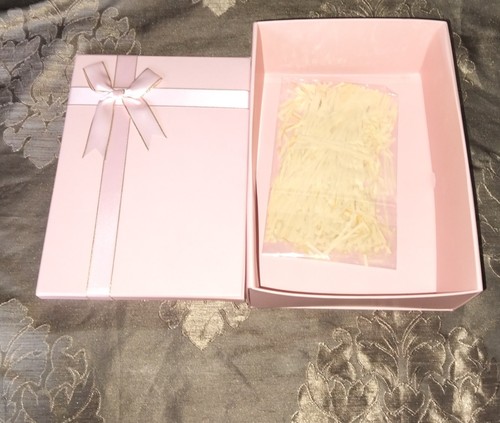 Big Gift Box Anniversary Gift Box Birthday Gift Box 29x21x10cm - Picture 3 of 5
