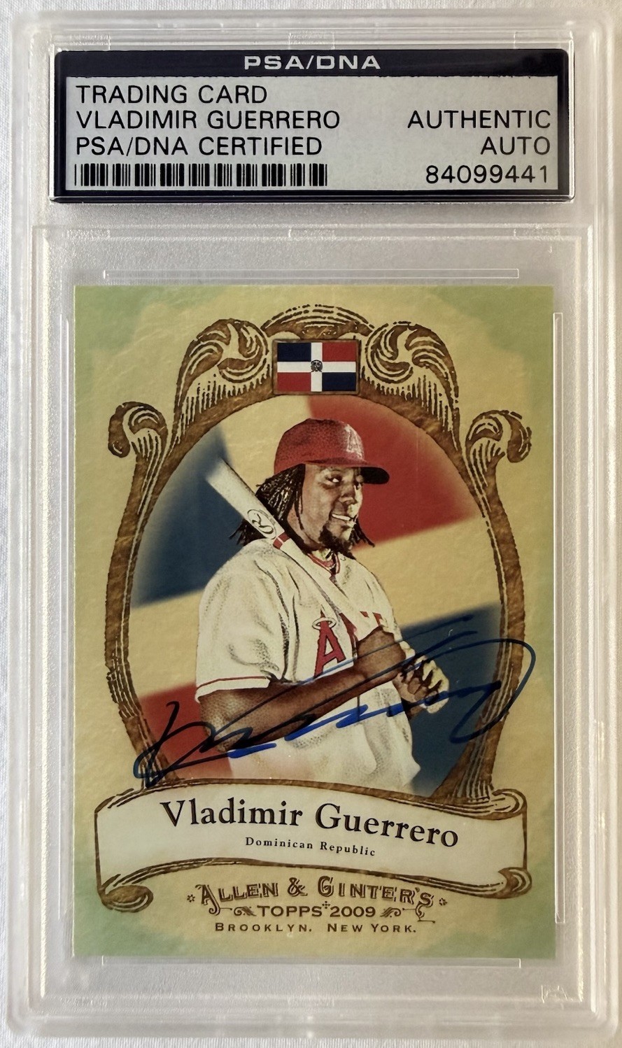 TRADING CARD VLADIMIR GUERRERO Authentic PSA/DNA CERTIFIED AUTO
