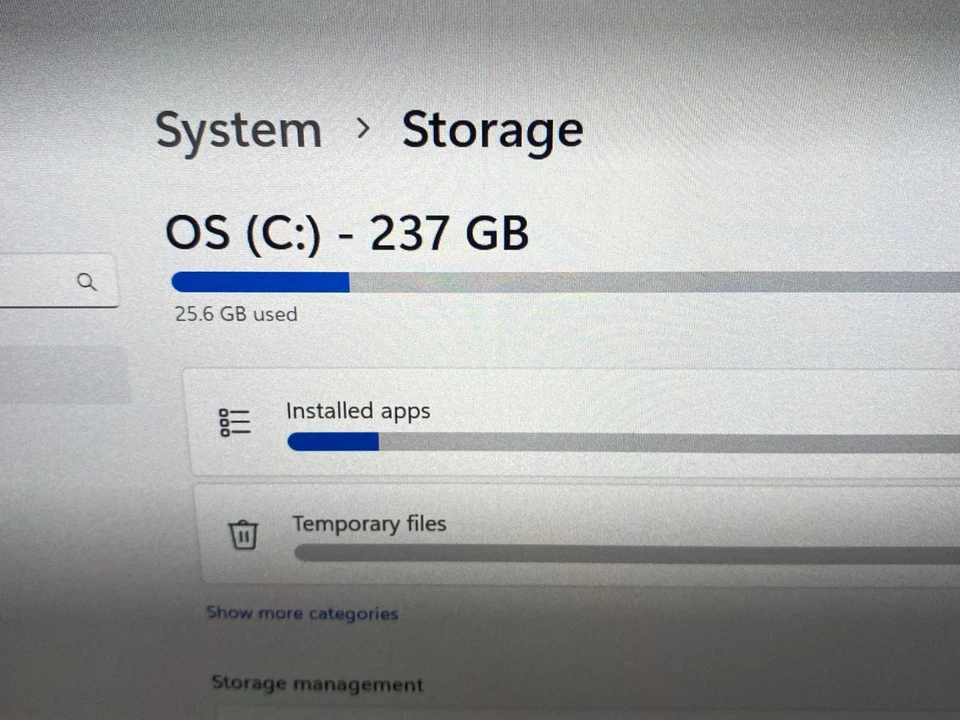 Dell Latitude 7220 Rugged Extreme Tablet - i5-8365U - 16GB RAM - 256GB SSD - WIN - Image 3 of 4