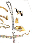 Vintage Costume Jewelry Lot signed  Trifari Monet Sarah Cov Avon 25 Pieces — photo 4