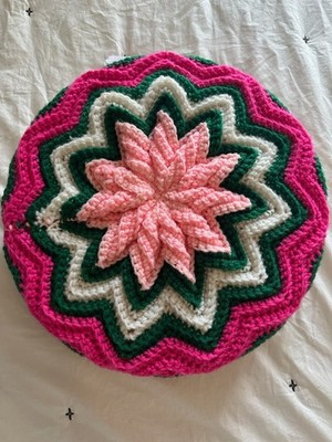 Vtg 70s Crochet Round Throw Pillow Flower Handmade  15'' Boho Retro Chevron
