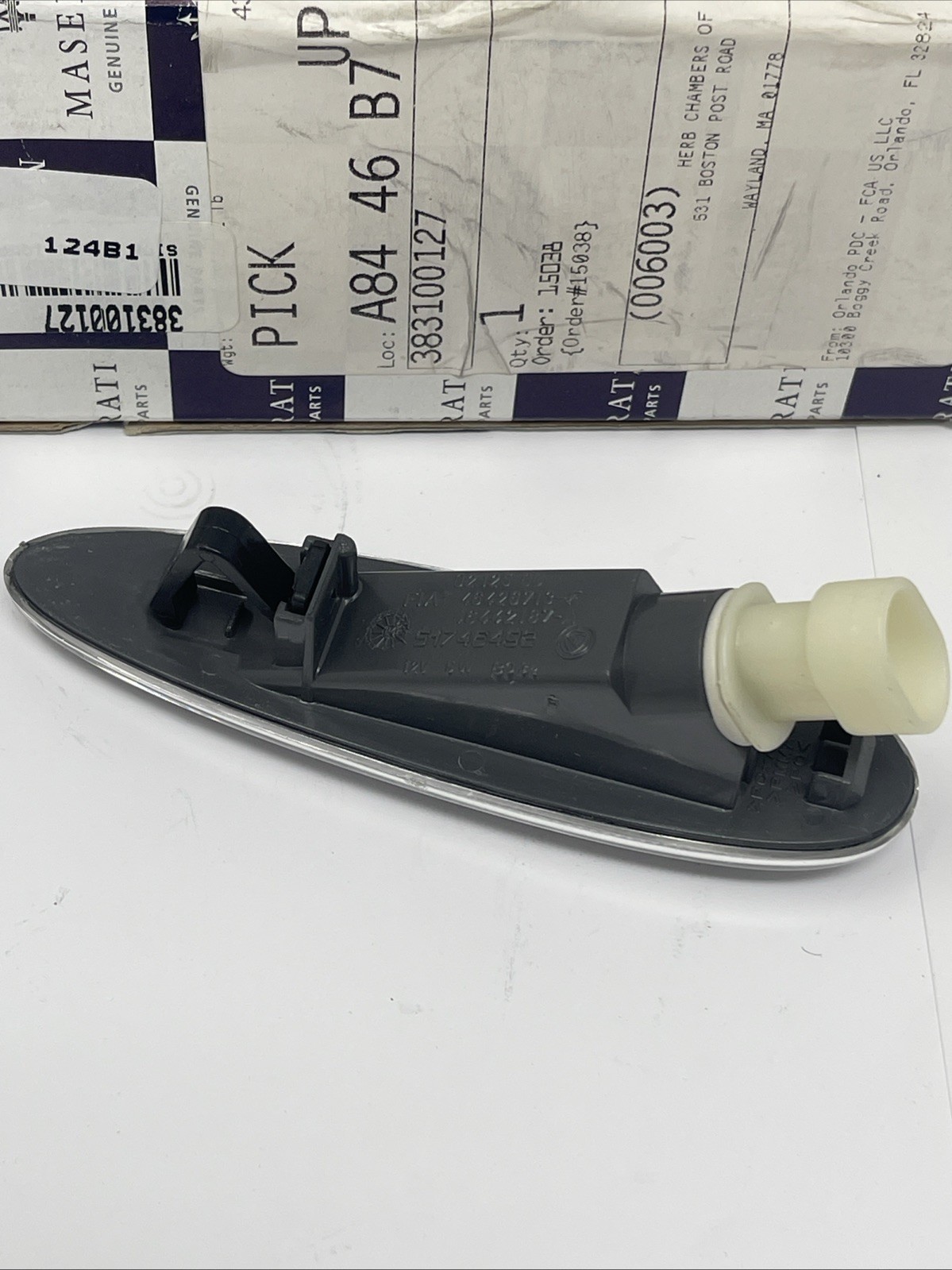 Maserati 3200-4200 - Side Fender Indicator Light - P/N 383100127, New OEM