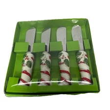 Boston Warehouse Christmas Tree Set of 4 Dip Cheese Spreaders Knives 4.75"