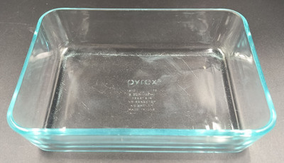 Pyrex 7210 3-Cup Glass Container