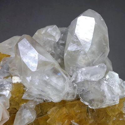 EXCEPTIONAL GOLDEN FLUORITE CRYSTALS WITH CALCITE SPAIN