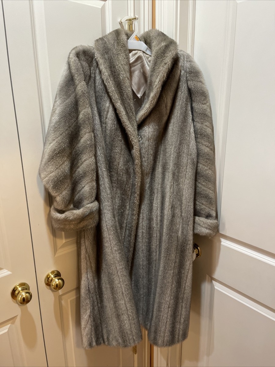 Vintage Faux Fur Silver Candalon 