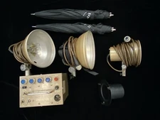 Speedotron Lighting Kit (2xM-90 heads, MW3R head, 2 Umbrellas, D-400 PSU) TESTED