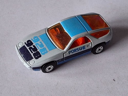 Matchbox Superfast SF-59 Porsche 928 hellgrau