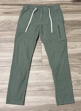 Size M - Vuori Men's Ripstop Climber Pant V412 Green