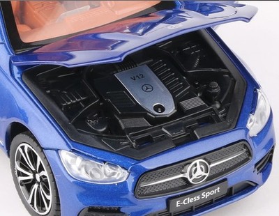 1:24 Mercedes-Benz E-Class E300 Diecast Model Car Toy Collectible