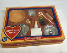 Vintage German Children  s Baking Set - Klein Spiel MIT Herz