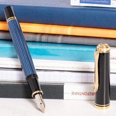 Pelikan Souveran M400 Fountain Pen - Black & Blue