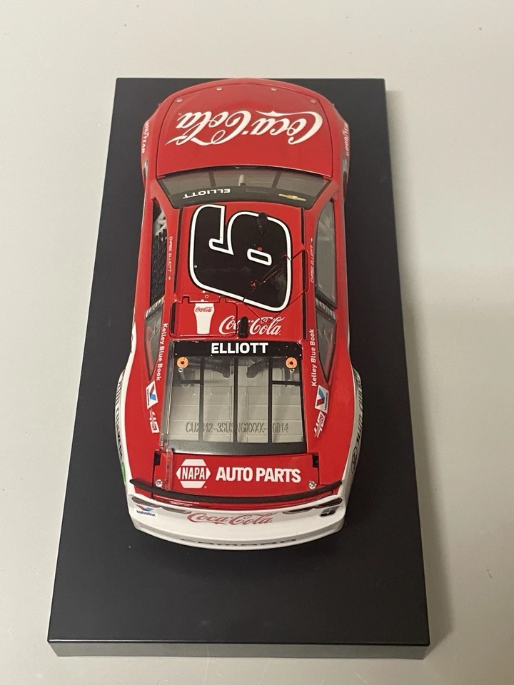 CUSTOM    Chase Elliott Coca Cola Camaro ZL1 - Image 4 of 4