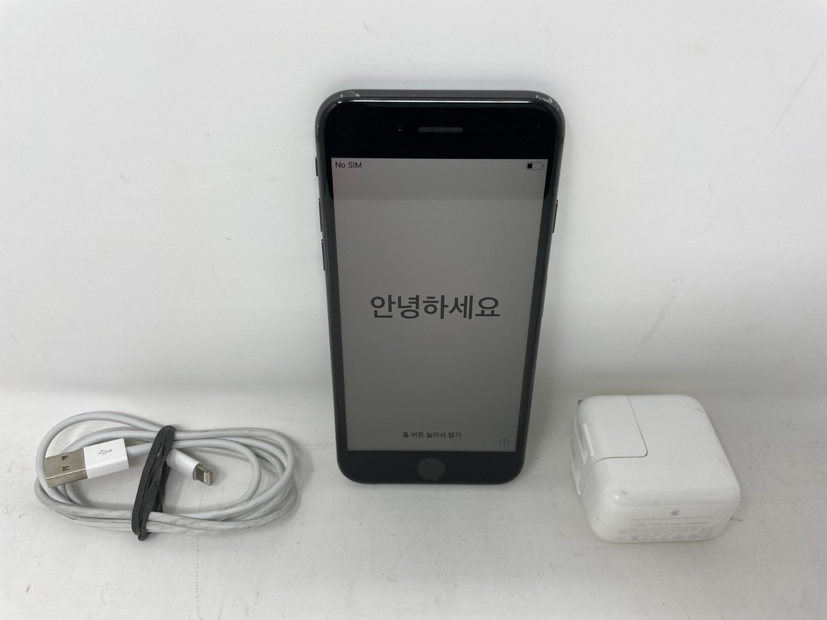 Apple iPhone 8 256GB スペースグレイ docomo 判定〇 MQ842j/a(iPhone