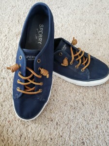 navy plimsolls womens
