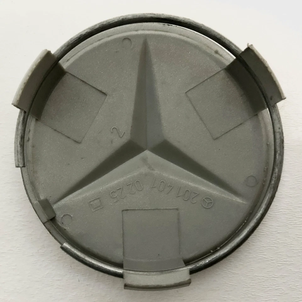 Conjunto de 4 tampas centrais OEM para 1984-2016 Mercedes Benz 2014010225 compatível com a maioria dos modelos - Imagem 4 de 4