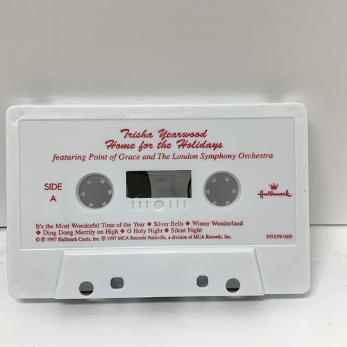 Christmas Cassette Tapes - Elvis, Sandi Patti, Trisha Yearwood, Anne Murray - Picture 13 of 18