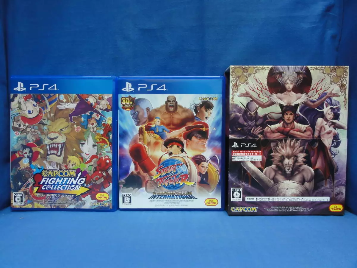 PS4 Capcom Fighting Collection Street Fighter 30th Legends Pack Japan USED