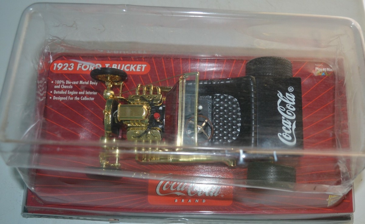 コカコーラ コラボ　⁂1923 FORD T-BUCKE⁂ Johnny Lightning - Coca-Cola Brand - 1923 Ford T-Bucket 1:18