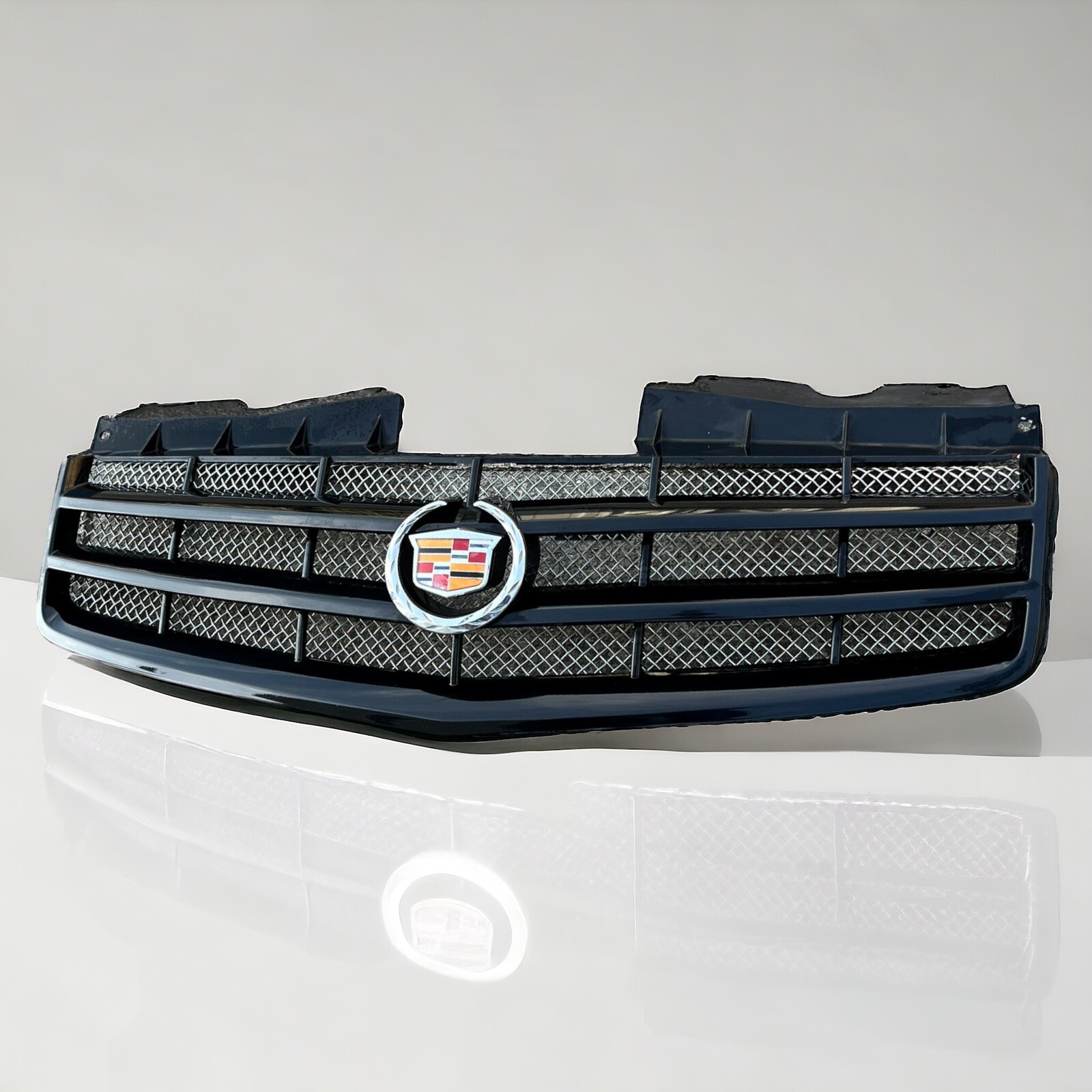 04-07 CADILLAC CTS OEM MESH SPORT GRILLE BLACK FRONT PANEL GRILLE W/ EMBLEM RARE