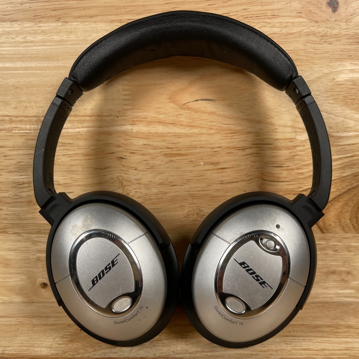 Bose QuietComfort 15 Silver Black Wired Acoustic Noise