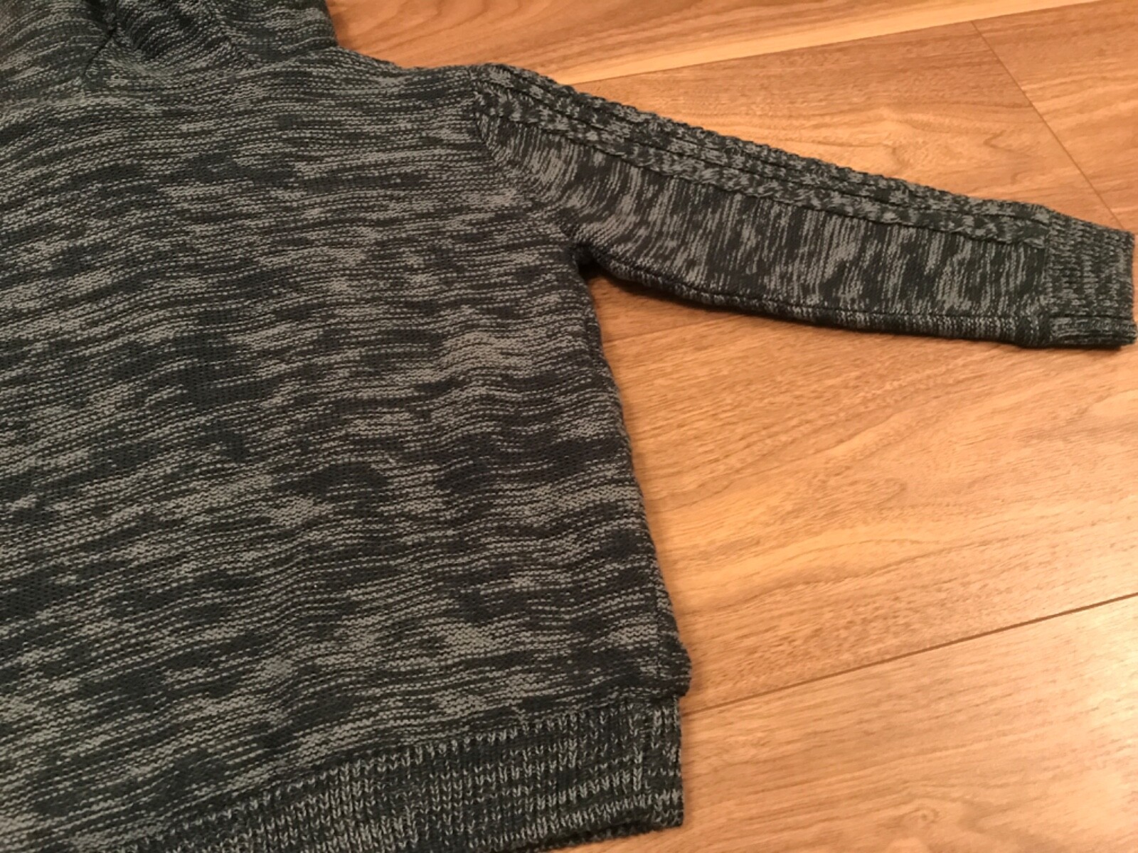 Foto 11 di 15