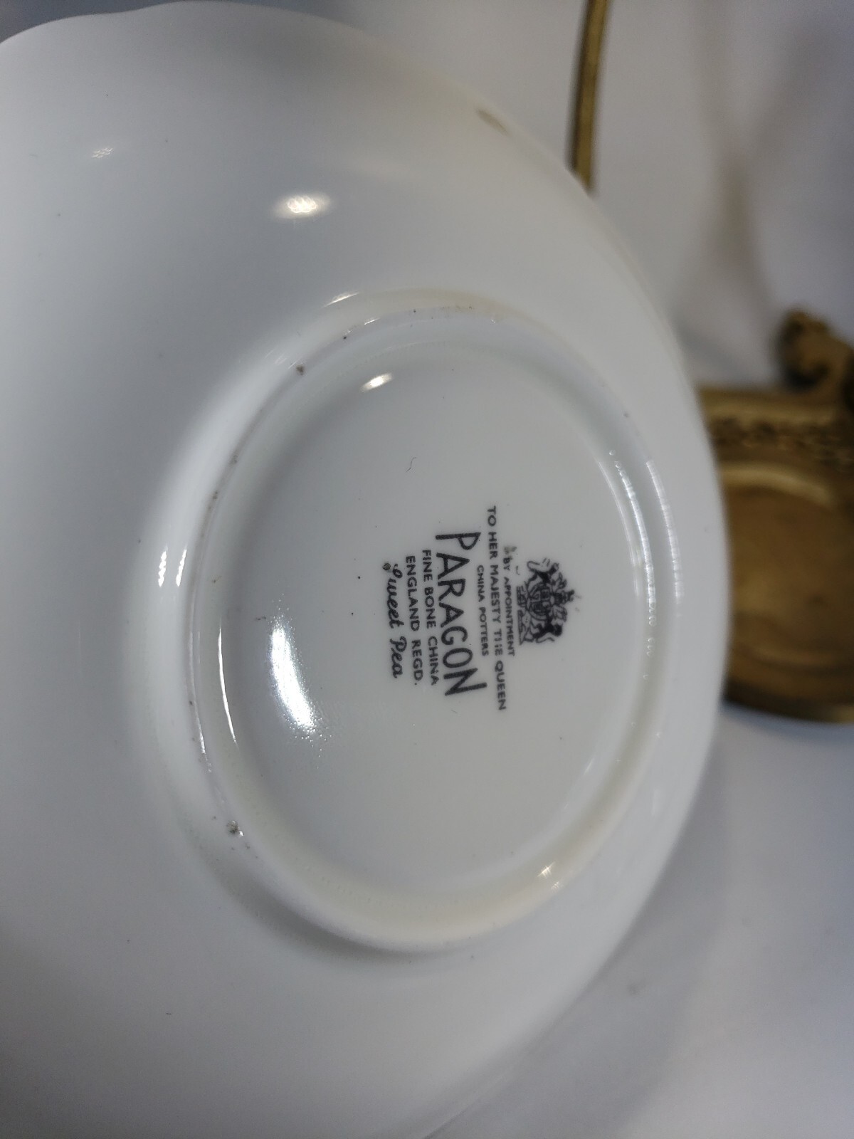Exquisite Floral Paragon Bone China Tea Cup And Saucer