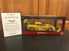 1/18 AUTOart Chevrolet Corvette C6R Laguna Seca Race 2005 with authenticity