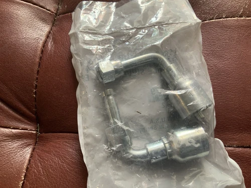 2 Parker 14143-4-4 Long Drop Elbow 1/4" Hose x 1/4" Female JIC Swivel Fitting 