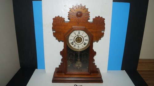 Antique INGRAHAM TULIP Gingerbread Wind Up Pendulum Wood Mantel Clock with Key - Picture 2 of 14