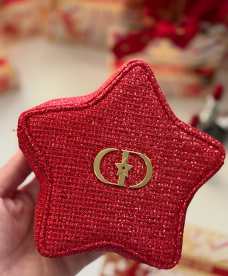 DIOR 小物入れ　スター　星　現行品 DIOR Limited Edition 2026 Lunar New Year Red Star Cosmetic Pouch