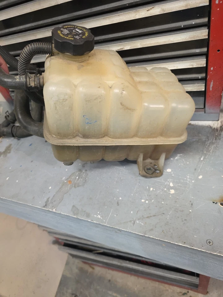 Engine Coolant Reservoir-Dorman OE Solutions Expansion Tank Advance - Image 2 of 2