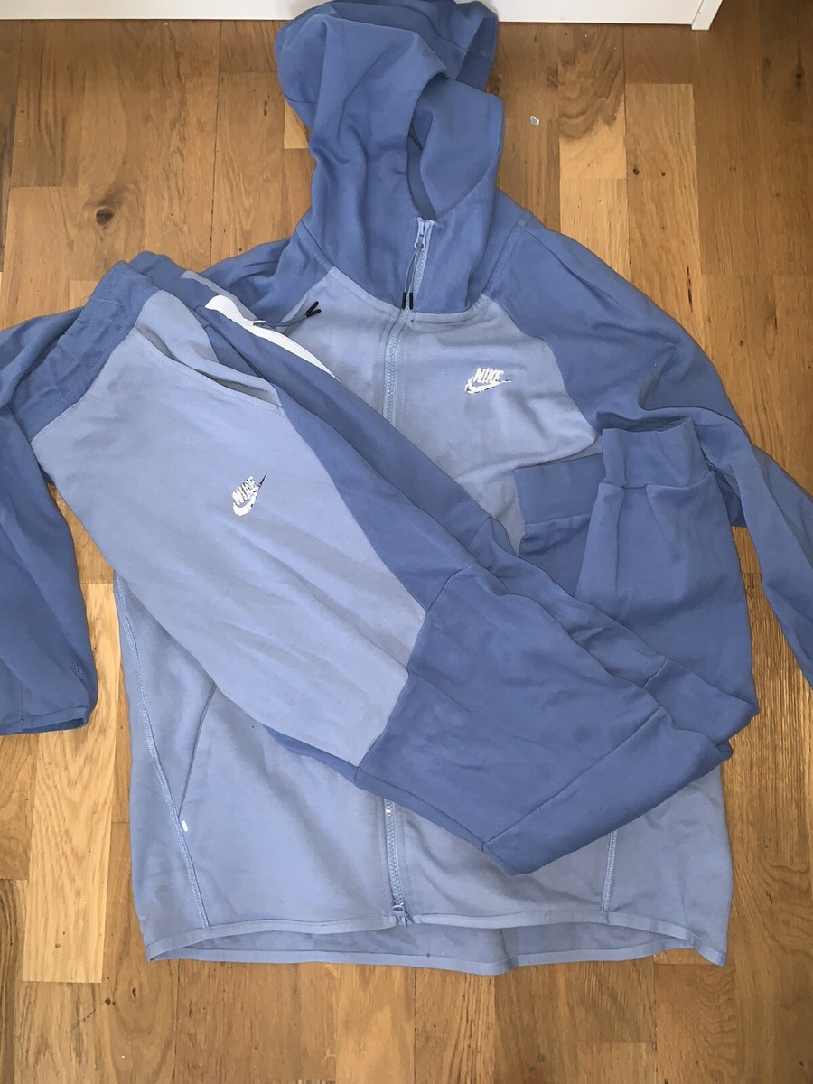 old season tech fleece reps