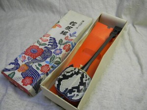 VINTAGE TOY JAPANESE SHAMISEN STRING INSTRUMENT SIMULATED SNAKESKIN SOUVENIR 